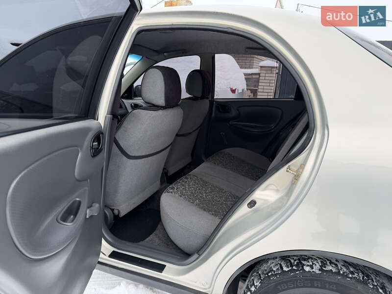 Седан Daewoo Lanos 2009 в Умани
