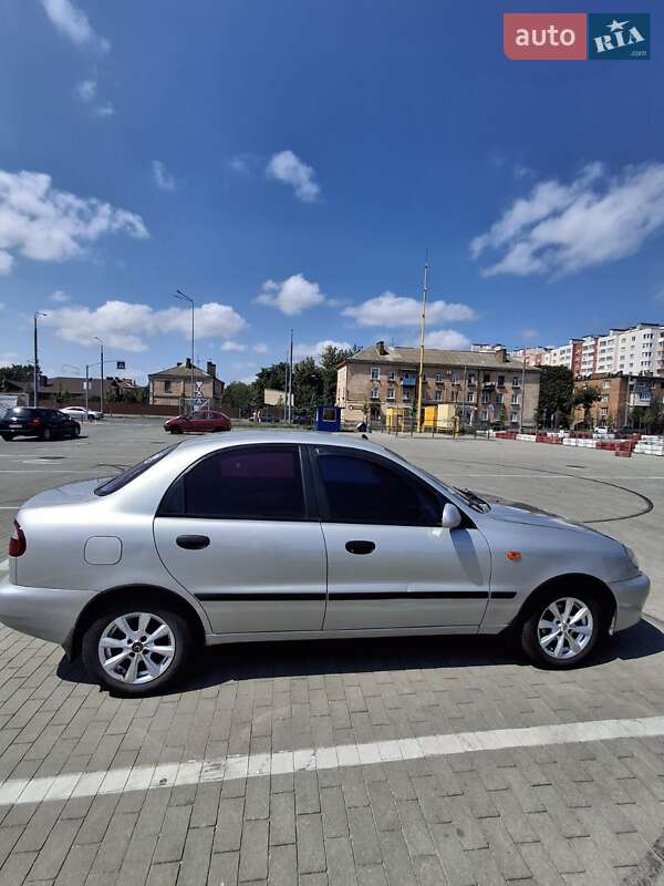 Седан Daewoo Lanos 2004 в Виннице