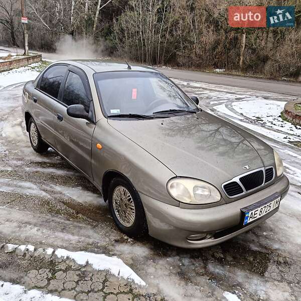 Седан Daewoo Lanos 2004 в Царичанке