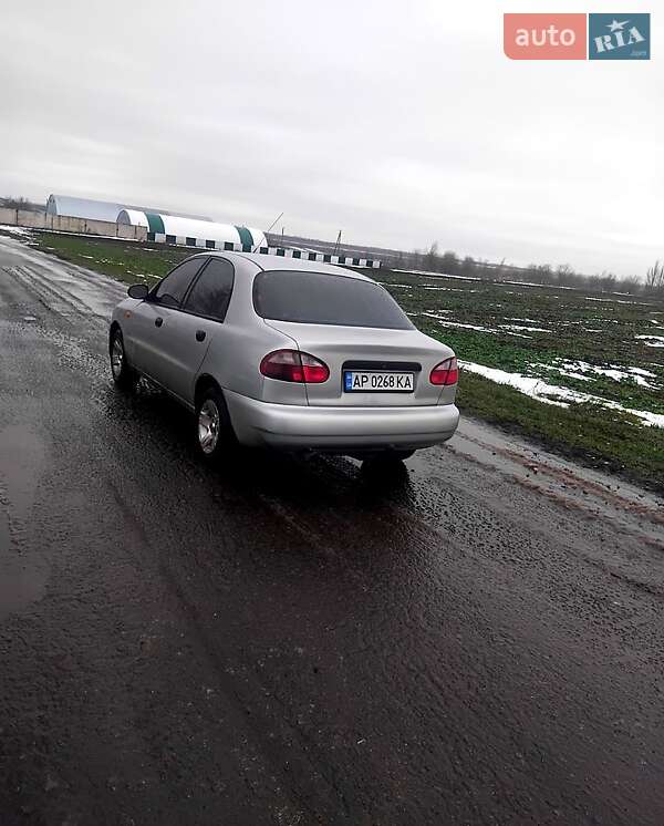 Седан Daewoo Lanos 2008 в Новониколаевке