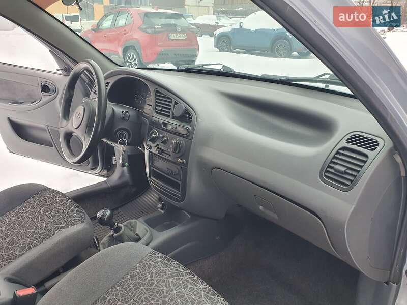 Седан Daewoo Lanos 2011 в Києві фото 12 Седан Daewoo Lanos 2011 в Києві