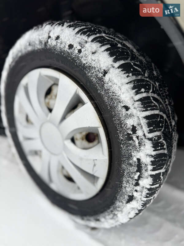 Седан Daewoo Lanos 2003 в Шостці