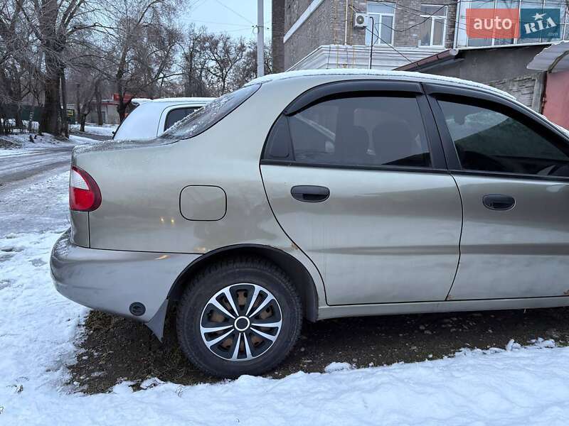 Седан Daewoo Lanos 2007 в Днепре