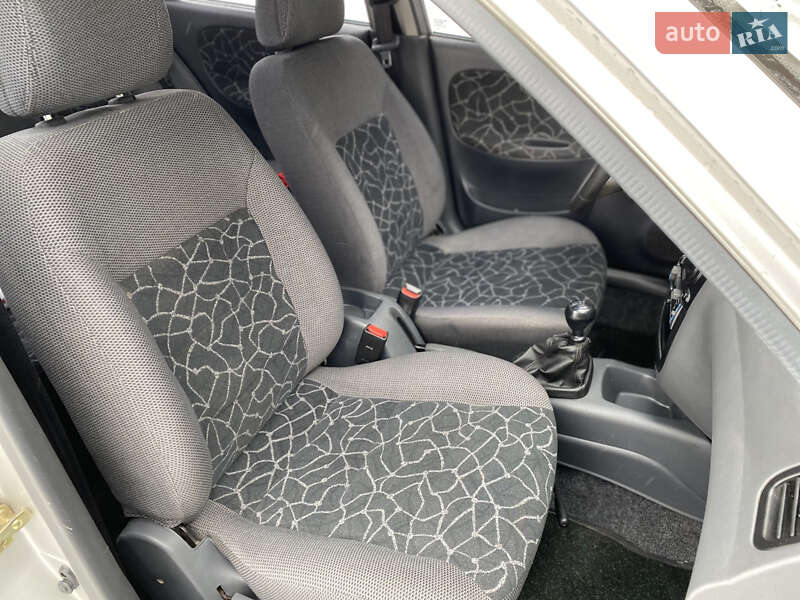 Седан Daewoo Lanos 2003 в Києві фото 21 Седан Daewoo Lanos 2003 в Києві