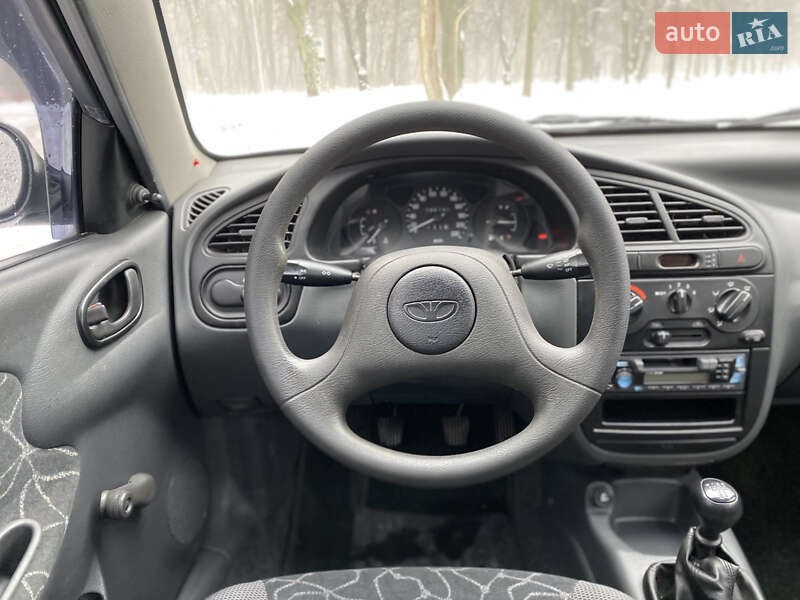 Седан Daewoo Lanos 2003 в Києві фото 23 Седан Daewoo Lanos 2003 в Києві