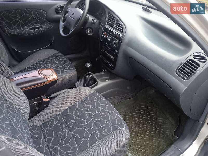 Седан Daewoo Lanos 2003 в Прилуках