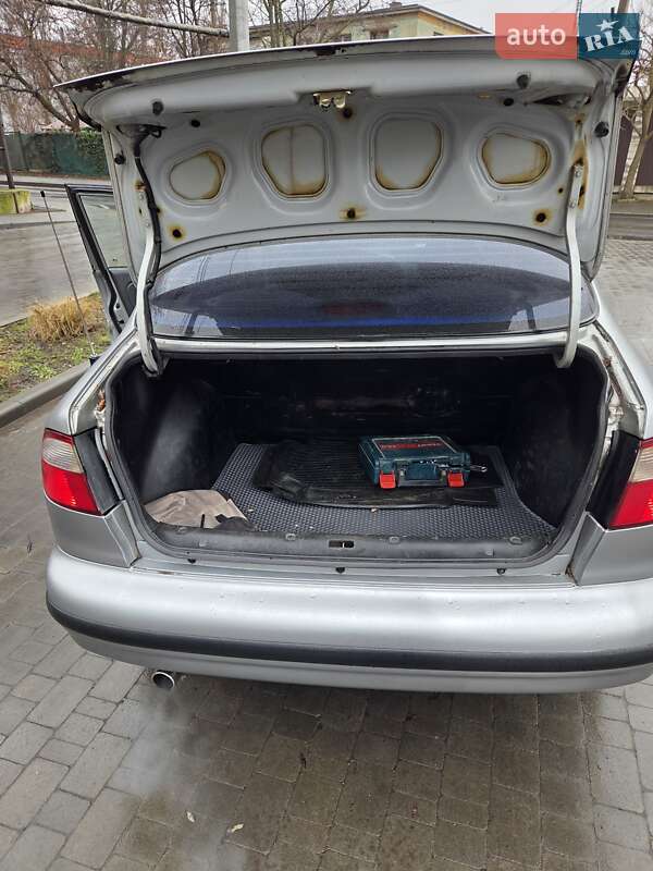 Седан Daewoo Lanos 1998 в Одессе