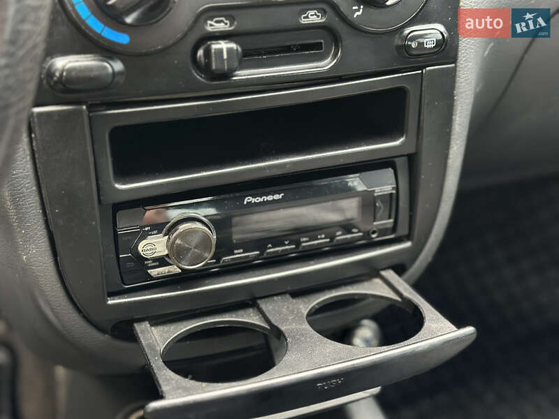 Седан Daewoo Lanos 2004 в Трускавце