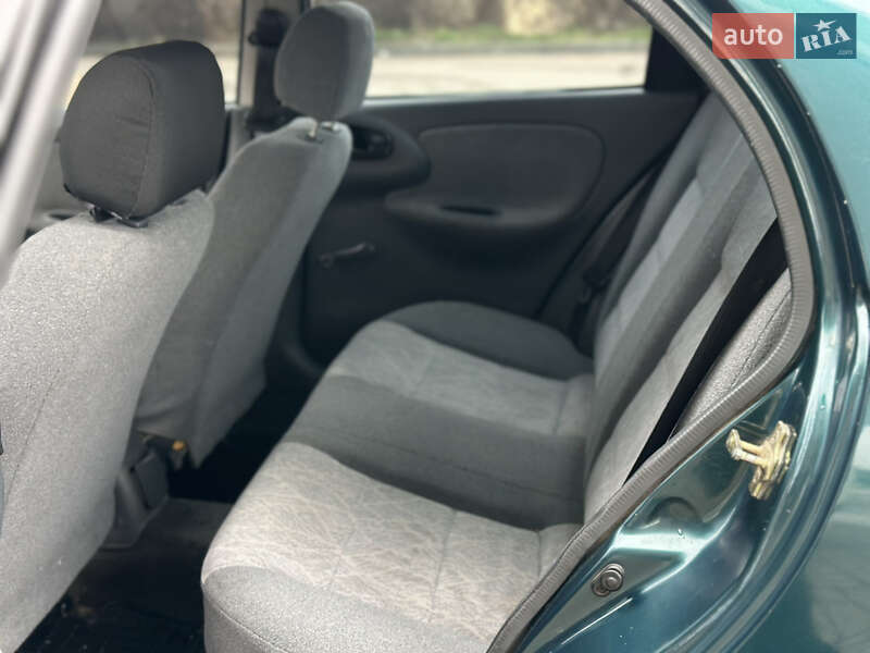 Седан Daewoo Lanos 2004 в Трускавце