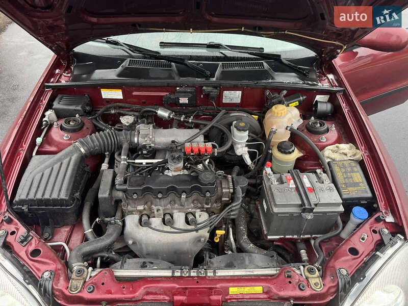 Седан Daewoo Lanos 2013 в Житомире