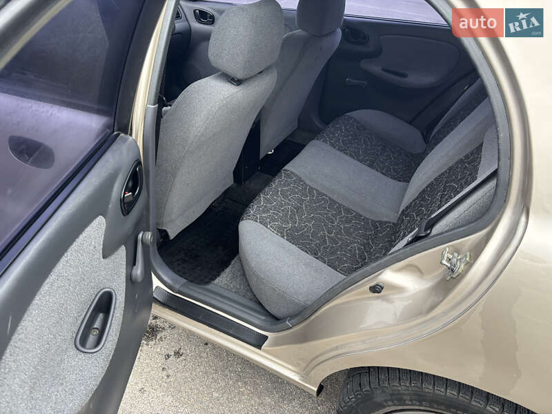 Седан Daewoo Lanos 2008 в Запорожье