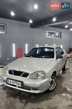 Седан Daewoo Lanos 2004 в Киеве