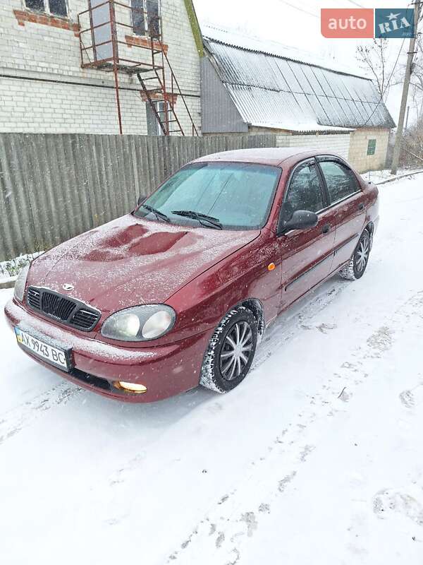 Седан Daewoo Lanos 1998 в Харькове