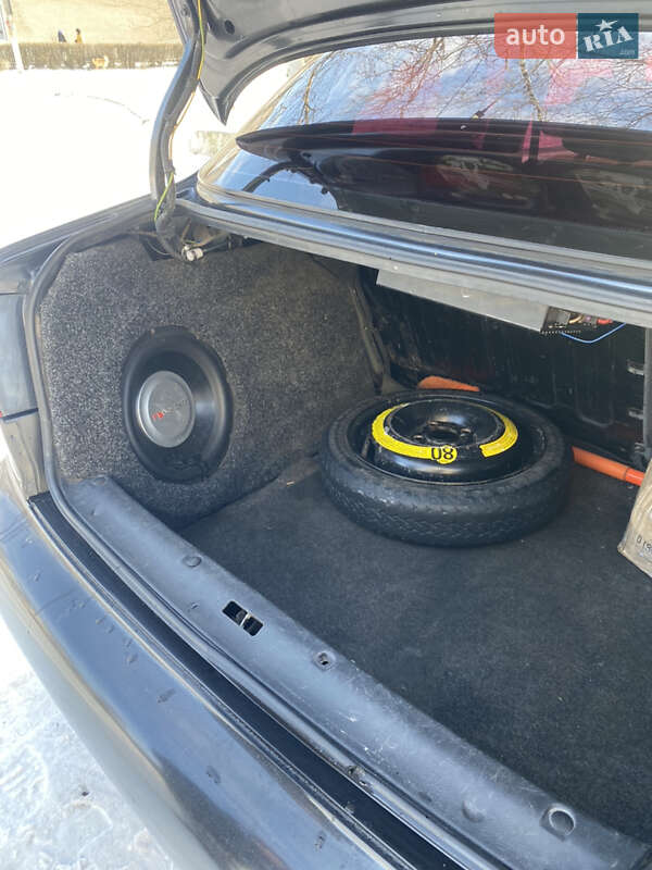 Седан Daewoo Lanos 2009 в Вольногорске