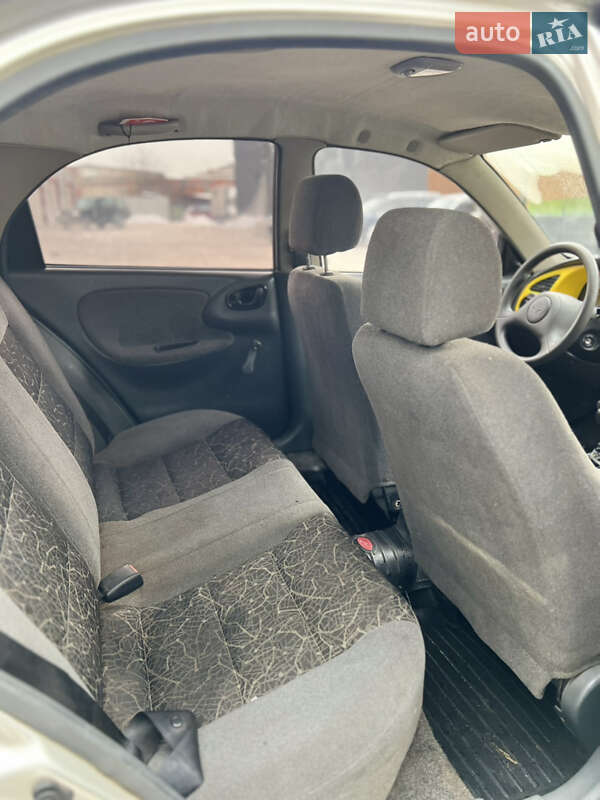 Седан Daewoo Lanos 2007 в Сумах