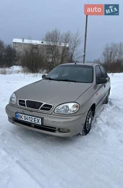 Седан Daewoo Lanos 2008 в Полонном