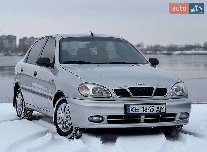 Седан Daewoo Lanos 2004 в Днепре