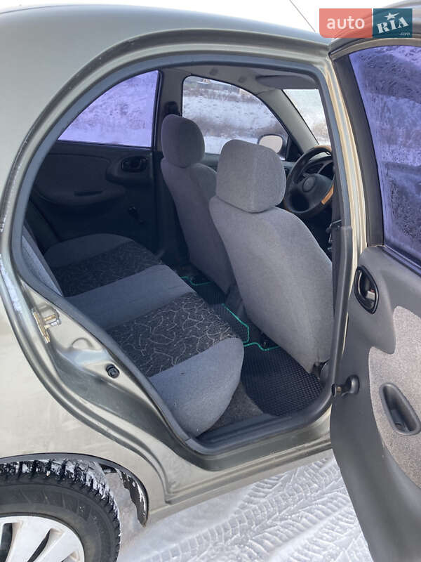 Седан Daewoo Lanos 2006 в Барышевке