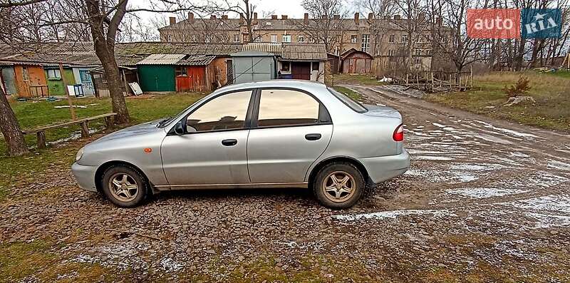 Седан Daewoo Lanos 2007 в Краснограде