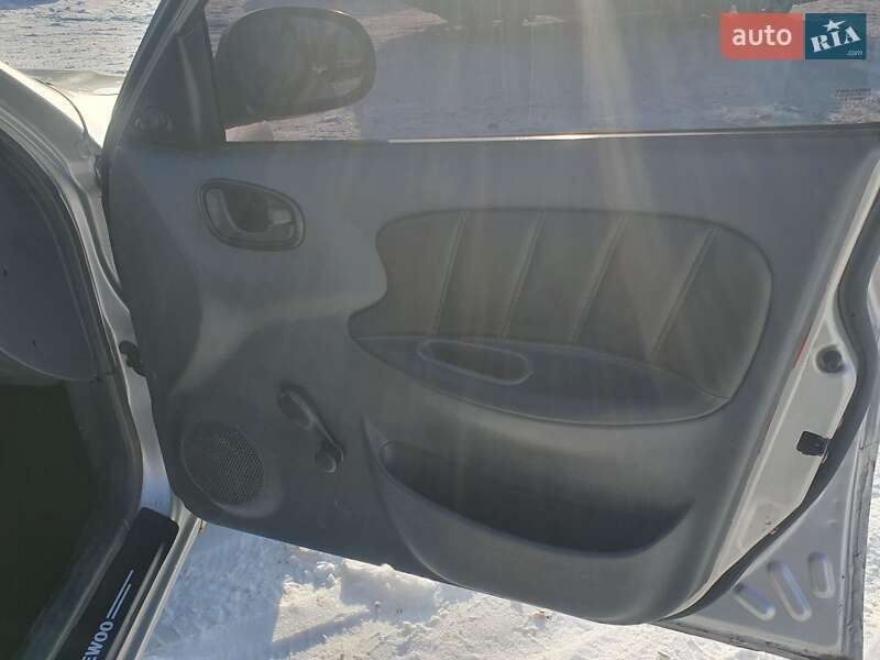 Седан Daewoo Lanos 2005 в Харькове