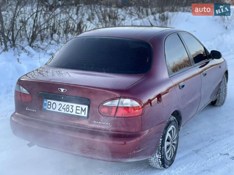 Седан Daewoo Lanos 2002 в Кременце