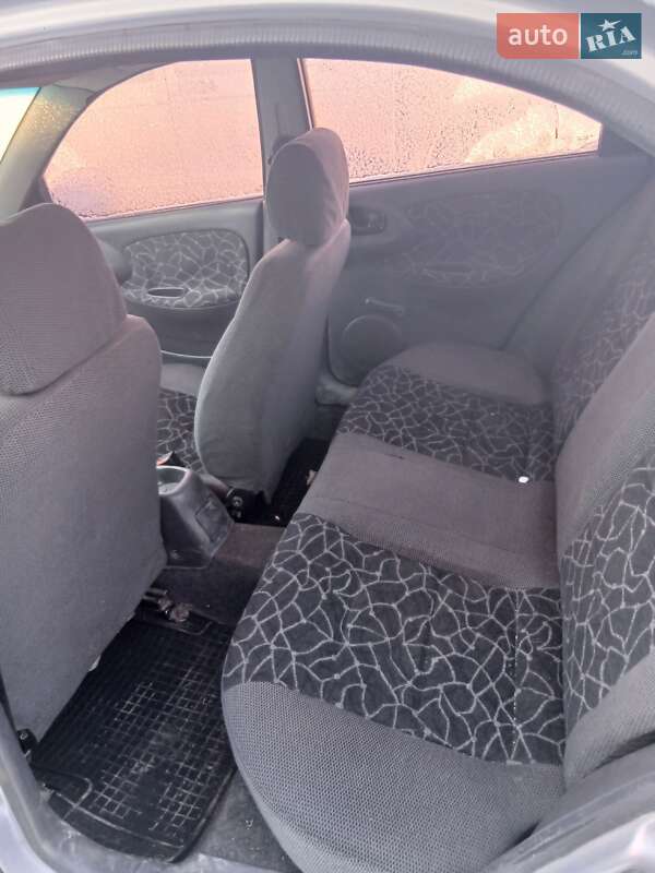 Седан Daewoo Lanos 2007 в Чернівцях