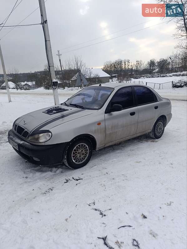 Седан Daewoo Lanos 2003 в Дунаївцях