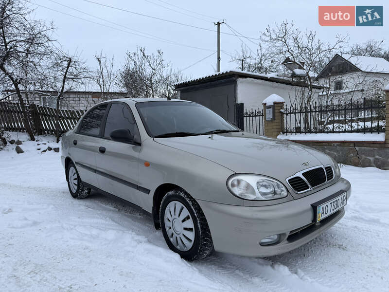 Седан Daewoo Lanos 2009 в Умани