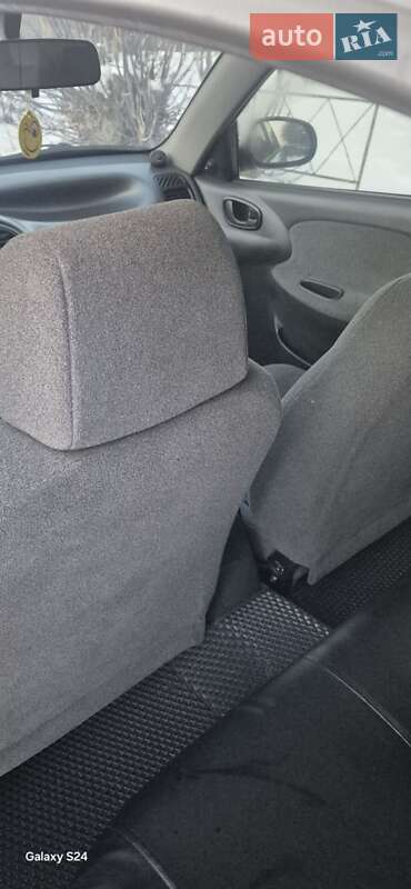 Седан Daewoo Lanos 2008 в Краснограде