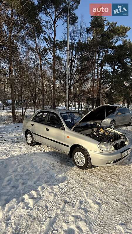 Седан Daewoo Lanos 2006 в Киеве