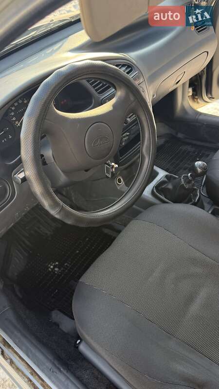 Седан Daewoo Lanos 2006 в Киеве