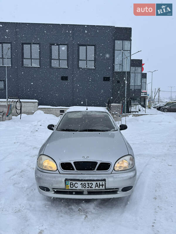 Седан Daewoo Lanos 2004 в Львові фото Седан Daewoo Lanos 2004 в Львові