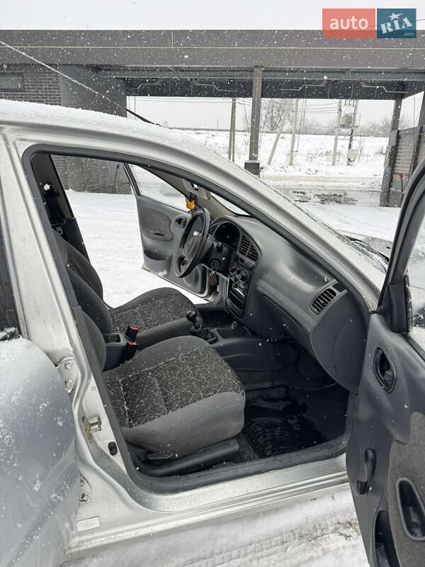Седан Daewoo Lanos 2004 в Львові фото 11 Седан Daewoo Lanos 2004 в Львові