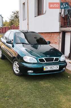 Седан Daewoo Lanos 2005 в Комарному