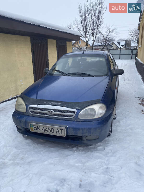 Седан Daewoo Lanos 2009 в Дубні