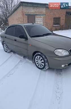 Седан Daewoo Lanos 2004 в Валках