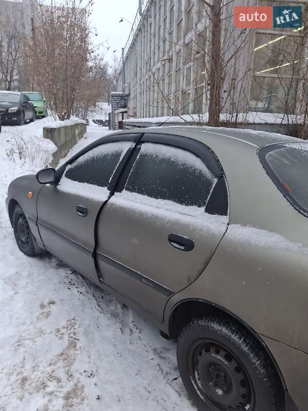 Седан Daewoo Lanos 2006 в Киеве