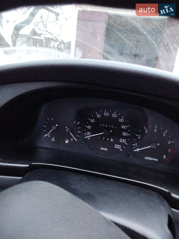 Седан Daewoo Lanos 2005 в Ровно