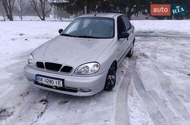 Седан Daewoo Lanos 2006 в Дубні