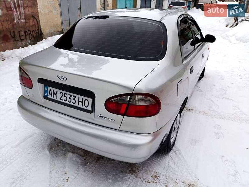 Седан Daewoo Lanos 2004 в Житомирі