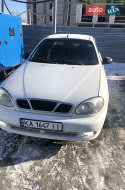 Седан Daewoo Lanos 2004 в Киеве