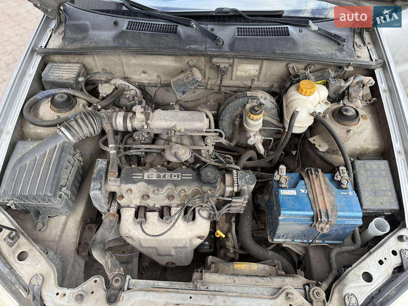 Седан Daewoo Lanos 2006 в Дунаївцях