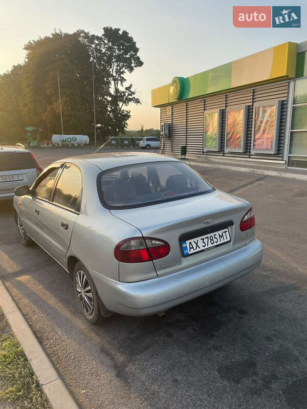 Седан Daewoo Lanos 2006 в Краснограді