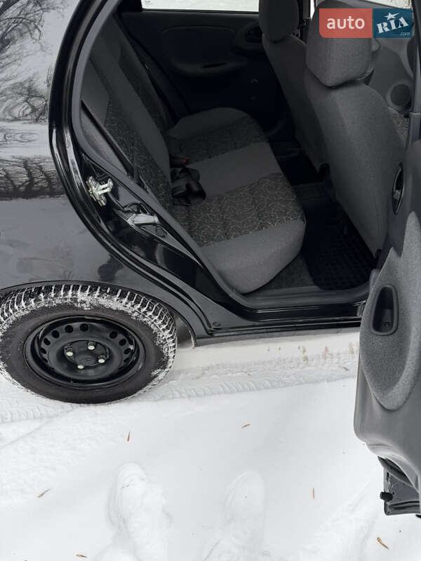 Седан Daewoo Lanos 2008 в Киеве