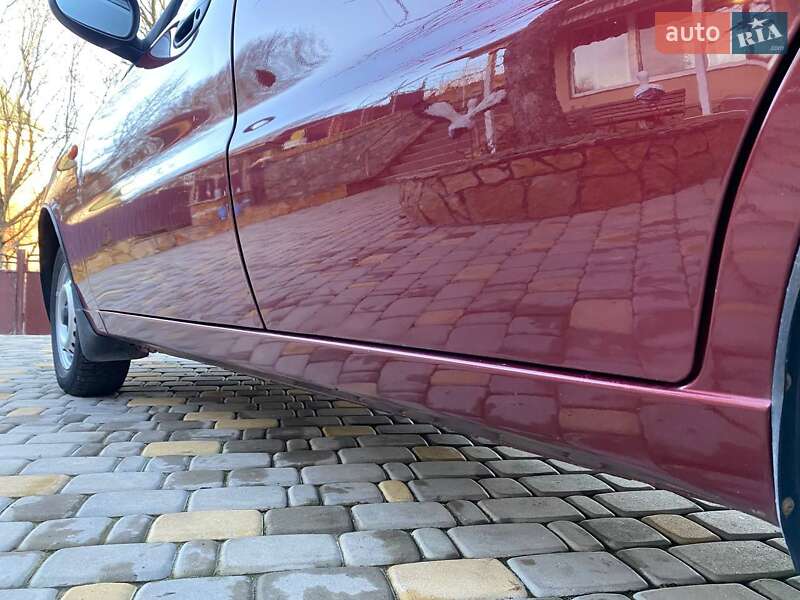 Седан Daewoo Lanos 2011 в Виннице