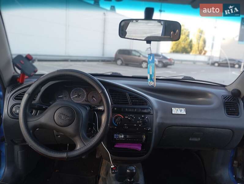 Седан Daewoo Lanos 2007 в Бурині