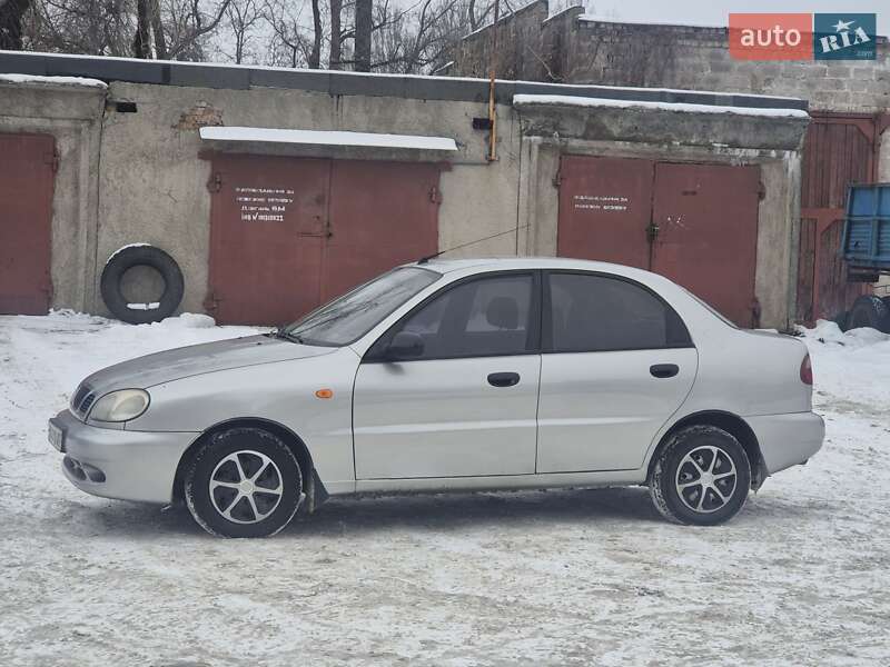 Седан Daewoo Lanos 2006 в Днепре