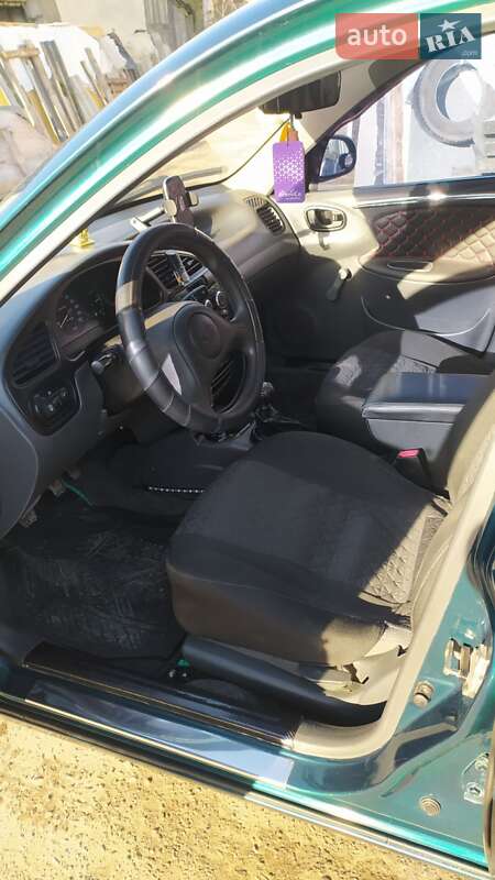 Седан Daewoo Lanos 2007 в Тлумачі