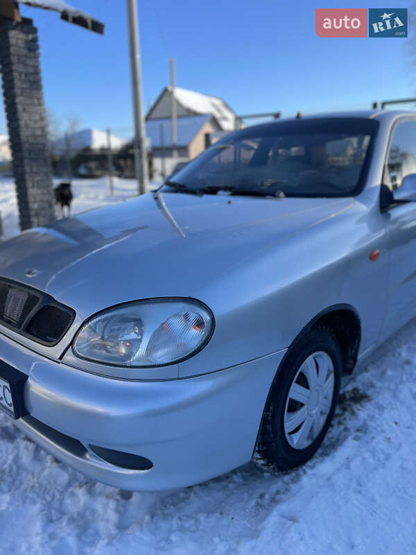 Седан Daewoo Lanos 2005 в Борисполі
