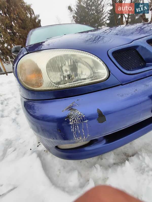 Седан Daewoo Lanos 1998 в Львові